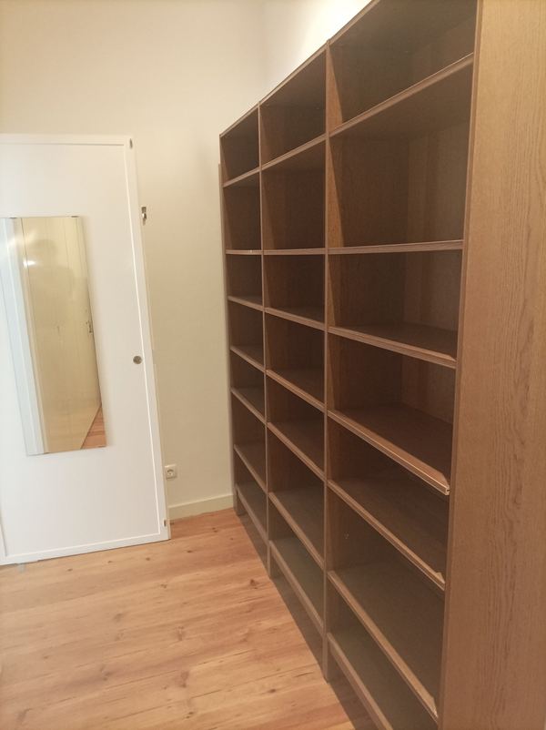 Bright Riverside Double Room 2 with Desk & Terrace Access — photo 19