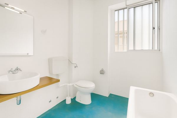 Big and modern Double Room 3 in Alto do Pina — photo 11