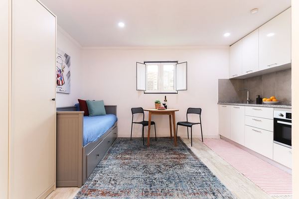 Studio Bedroom — photo 14
