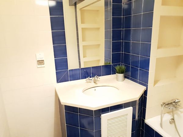 Lovely Double-Bed Room (5) — photo 5