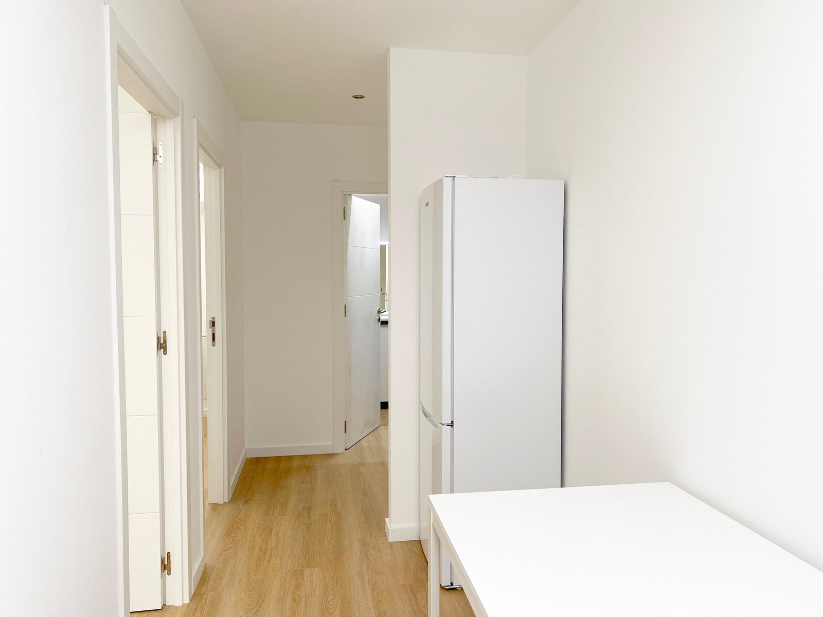 Spacious Private Double-Bed Room 1 in Arroios — photo 13