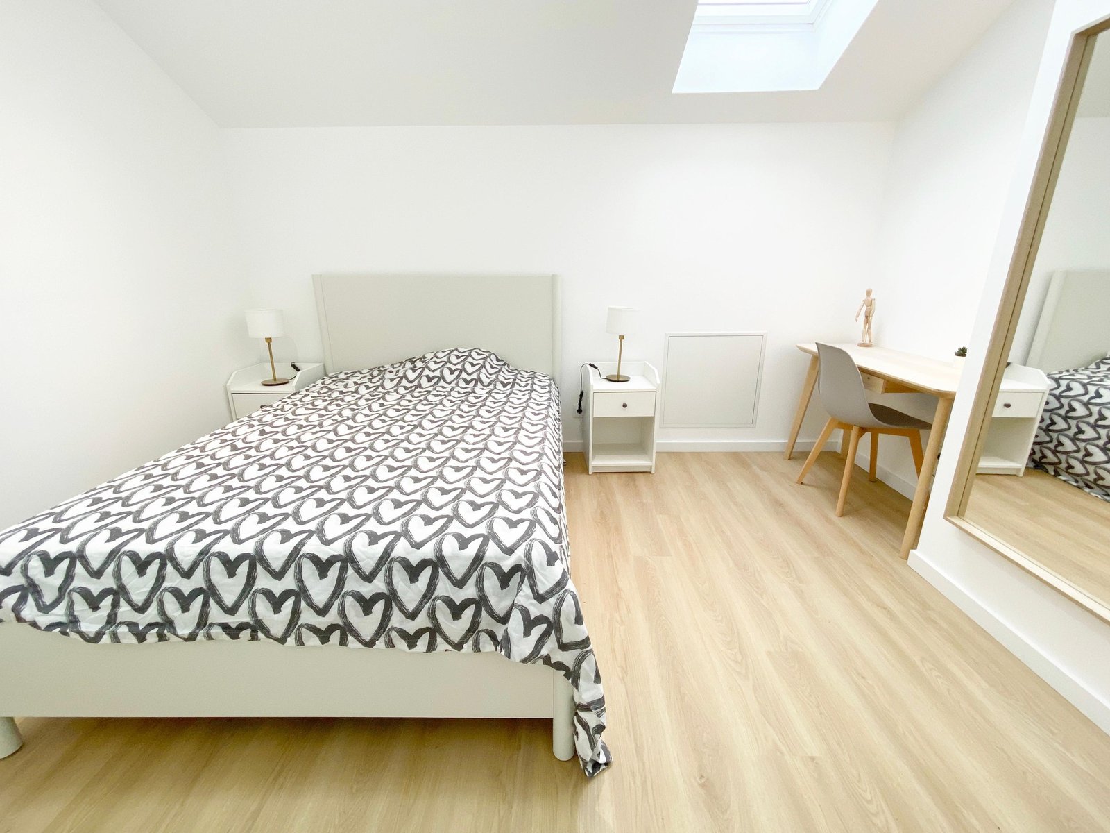 Spacious Private Double-Bed Room 1 in Arroios — photo 4