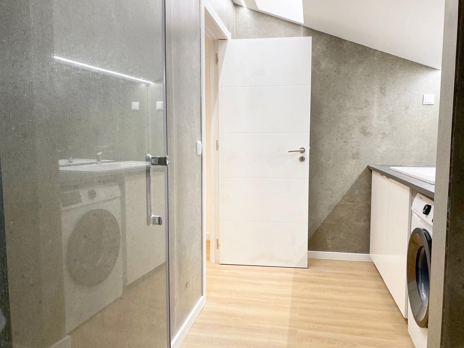 Spacious Private Double-Bed Room 1 in Arroios — photo 5