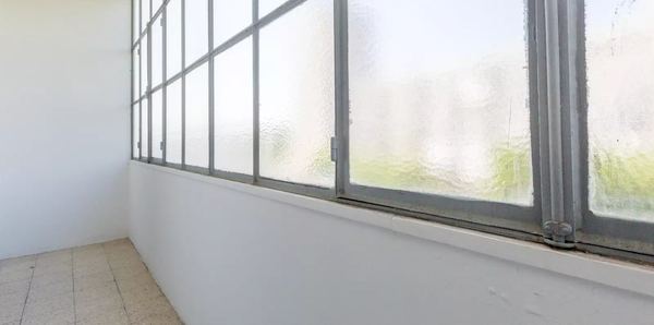 Inviting Double Room 3 with Desk & Balcony Access — photo 20
