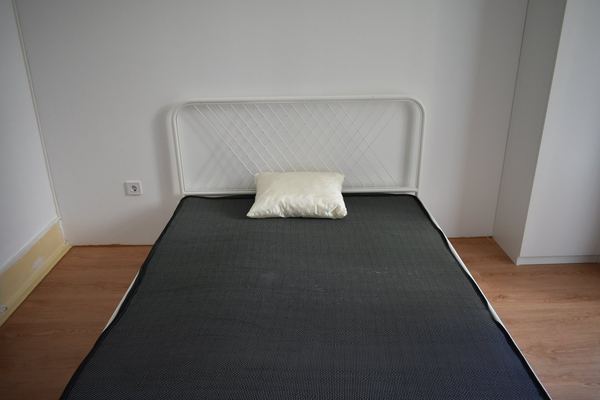 Inviting Double Room 6 with Desk & Natural Light — photo 66