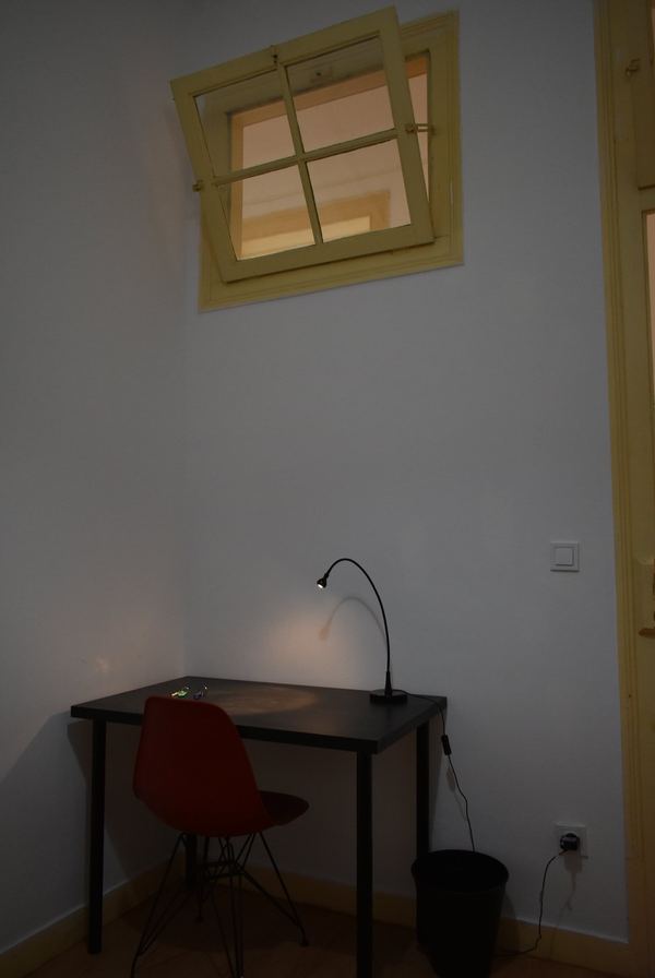 Inviting Double Room 6 with Desk & Natural Light — photo 41