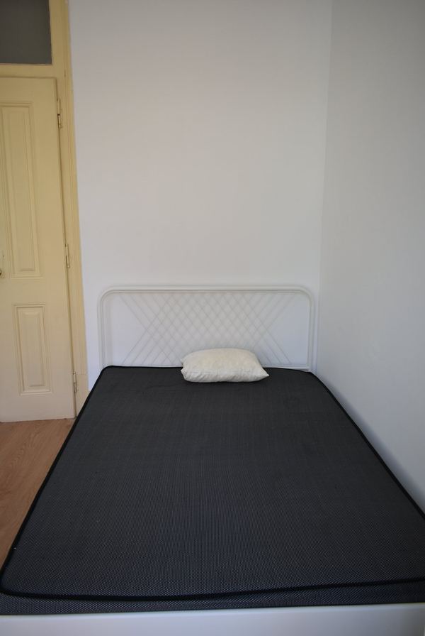 Inviting Double Room 6 with Desk & Natural Light — photo 62