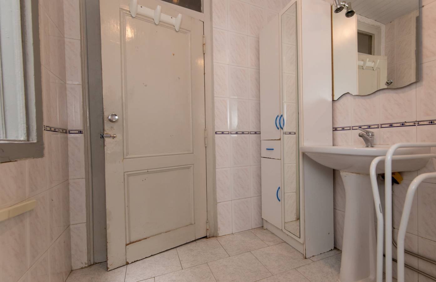 Warm & Inviting Double Room 3 with Character — photo 8