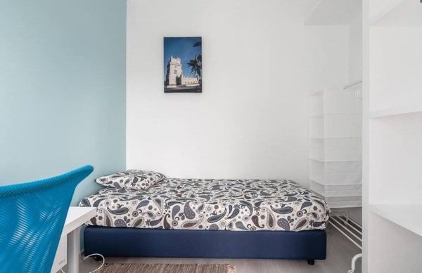 Single-Bed Room 2 Apartment in Lisbon — photo 4
