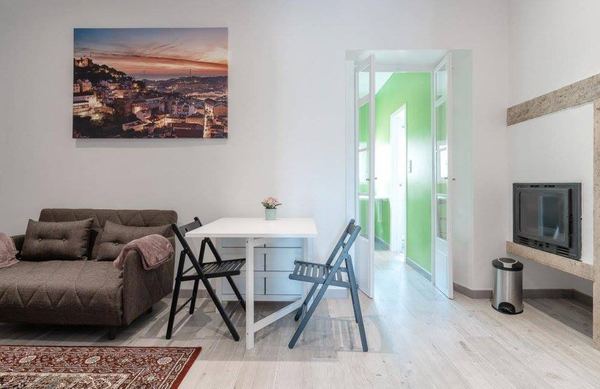 Single-Bed Room 2 Apartment in Lisbon — photo 8